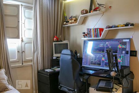 Apartamento à venda com 110m², 4 quartos e 2 vagas Apartamento à venda com 110m², 4 quartos e 2 vagasQuarto 3