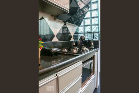 Apartamento à venda com 110m², 4 quartos e 2 vagas Apartamento à venda com 110m², 4 quartos e 2 vagasCozinha