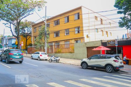 Apartamento à venda com 110m², 4 quartos e 2 vagas Apartamento à venda com 110m², 4 quartos e 2 vagasFachada