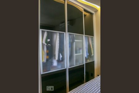 Apartamento à venda com 110m², 4 quartos e 2 vagas Apartamento à venda com 110m², 4 quartos e 2 vagasQuarto 2