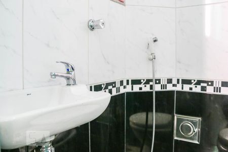 Apartamento à venda com 110m², 4 quartos e 2 vagas Apartamento à venda com 110m², 4 quartos e 2 vagasBanheiro