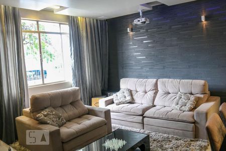 Sala de apartamento à venda com 4 quartos, 110m² em Prado, Belo Horizonte