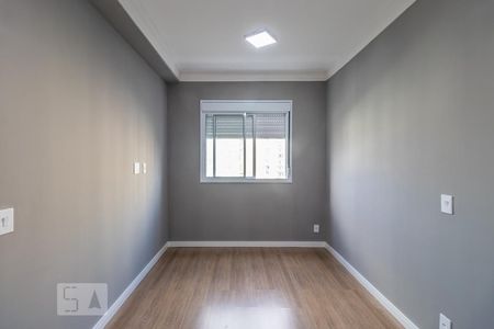 Quarto de apartamento para alugar com 1 quarto, 40m² em Jardim Tupanci, Barueri