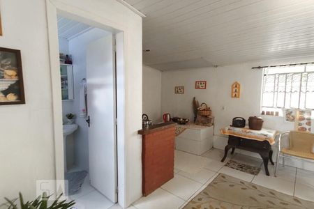 Casa à venda com 100m², 3 quartos e 1 vaga Casa à venda com 100m², 3 quartos e 1 vagaCozinha e copa
