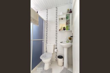 Casa à venda com 100m², 3 quartos e 1 vaga Casa à venda com 100m², 3 quartos e 1 vagaBanheiro de Serviço