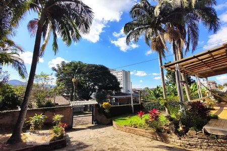 Casa à venda com 100m², 3 quartos e 1 vaga Casa à venda com 100m², 3 quartos e 1 vagaJardim