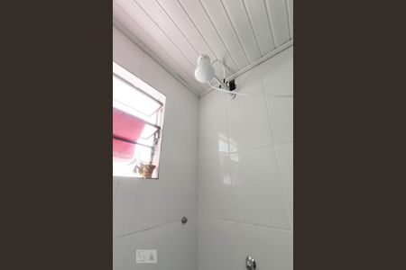 Casa à venda com 100m², 3 quartos e 1 vaga Casa à venda com 100m², 3 quartos e 1 vagaBanheiro de Serviço