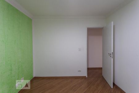 Apartamento para alugar com 76m², 3 quartos e 1 vaga Apartamento para alugar com 76m², 3 quartos e 1 vagaQuarto 2