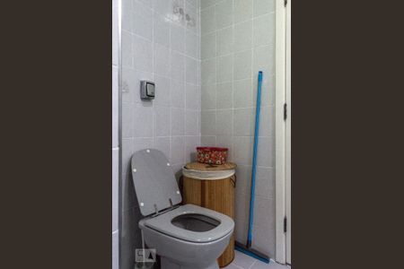 Casa à venda com 125m², 3 quartos e 2 vagas Casa à venda com 125m², 3 quartos e 2 vagasBanheiro da Suíte