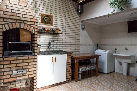 Casa à venda com 125m², 3 quartos e 2 vagas Casa à venda com 125m², 3 quartos e 2 vagasÁrea de Serviço