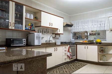 Casa à venda com 125m², 3 quartos e 2 vagas Casa à venda com 125m², 3 quartos e 2 vagasCozinha