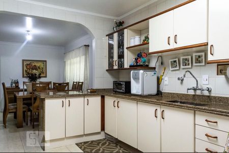 Casa à venda com 125m², 3 quartos e 2 vagas Casa à venda com 125m², 3 quartos e 2 vagasCozinha