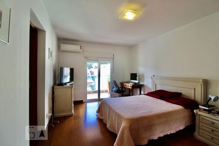 Casa à venda com 900m², 5 quartos e 3 vagasSuíte 5