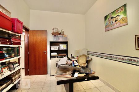 Casa à venda com 900m², 5 quartos e 3 vagasQuarto de Serviço 2