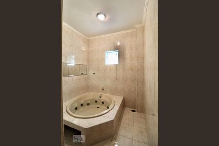 Casa à venda com 900m², 5 quartos e 3 vagasBanheiro - Salão de Festa