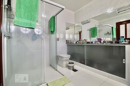 Casa à venda com 900m², 5 quartos e 3 vagasBanheiro da Suíte 5