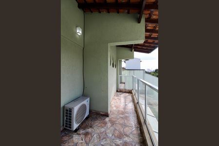 Casa à venda com 900m², 5 quartos e 3 vagasSuíte 5 - Varanda