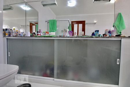 Casa à venda com 900m², 5 quartos e 3 vagasBanheiro da Suíte 5