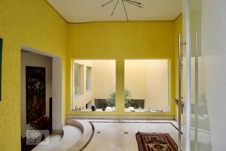 Casa à venda com 900m², 5 quartos e 3 vagasHall de Entrada