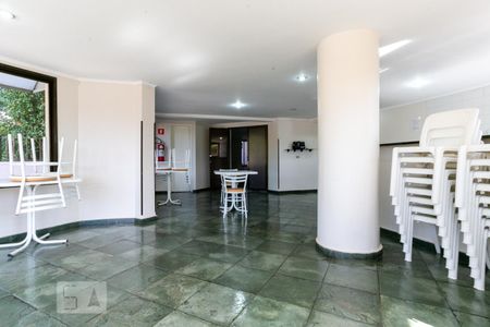 Apartamento à venda com 51m², 2 quartos e 1 vaga Apartamento à venda com 51m², 2 quartos e 1 vagaÁrea comum - Salão de festas