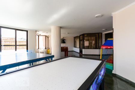 Apartamento à venda com 51m², 2 quartos e 1 vaga Apartamento à venda com 51m², 2 quartos e 1 vagaÁrea comum - Salão de jogos