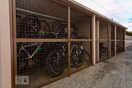 Apartamento à venda com 51m², 2 quartos e 1 vaga Apartamento à venda com 51m², 2 quartos e 1 vagaÁrea comum - Bicicletário