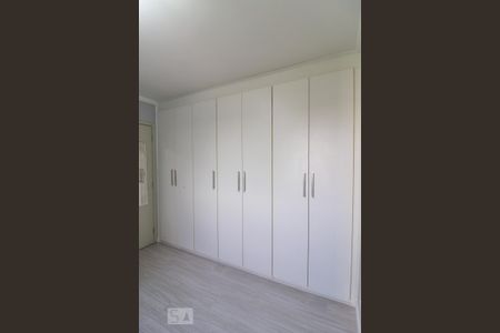 Quarto 1 - Armários de apartamento para alugar com 2 quartos, 50m² em Parque Novo Mundo, São Paulo