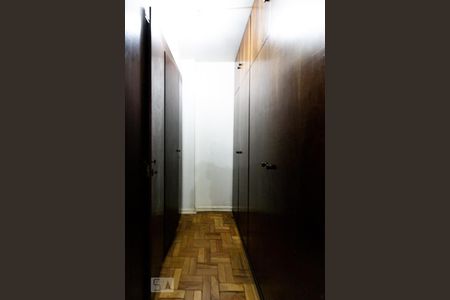 Apartamento para alugar com 130m², 3 quartos e 1 vaga Apartamento para alugar com 130m², 3 quartos e 1 vagaSuíte - Closet