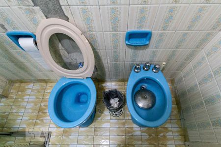 Apartamento para alugar com 130m², 3 quartos e 1 vaga Apartamento para alugar com 130m², 3 quartos e 1 vagaBanheiro da Suíte