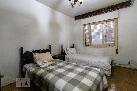 Apartamento para alugar com 130m², 3 quartos e 1 vaga Apartamento para alugar com 130m², 3 quartos e 1 vagaQuarto