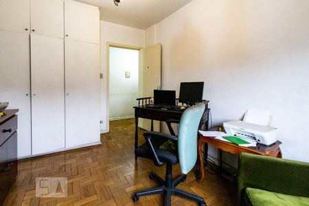 Apartamento para alugar com 130m², 3 quartos e 1 vaga Apartamento para alugar com 130m², 3 quartos e 1 vagaEscritório