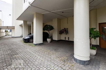 Apartamento para alugar com 130m², 3 quartos e 1 vaga Apartamento para alugar com 130m², 3 quartos e 1 vagaÁrea comum