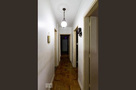 Apartamento para alugar com 130m², 3 quartos e 1 vaga Apartamento para alugar com 130m², 3 quartos e 1 vagaCorredor