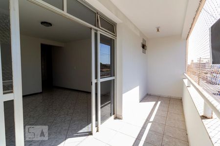 Varanda da Sala de apartamento para alugar com 3 quartos, 184m² em Martins, Uberlândia