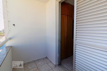 Apartamento para alugar com 184m², 3 quartos e 1 vagaSuíte 1