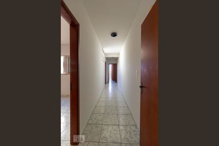 Apartamento para alugar com 184m², 3 quartos e 1 vagaCorredor quartos