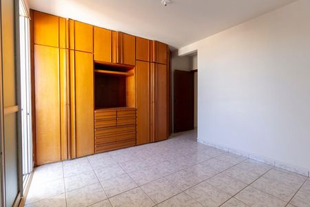 Apartamento para alugar com 184m², 3 quartos e 1 vagaSuíte 1