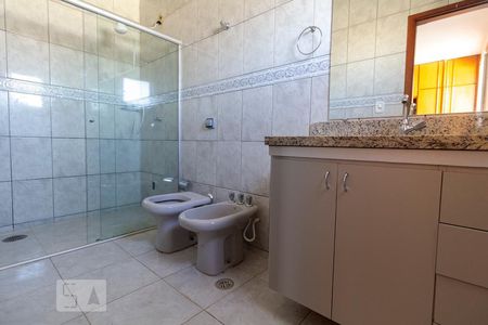 Apartamento para alugar com 184m², 3 quartos e 1 vagaBanheiro da Suíte 1