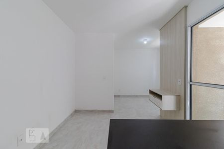 Sala de kitnet/studio à venda com 1 quarto, 27m² em Jardim Nélia, São Paulo