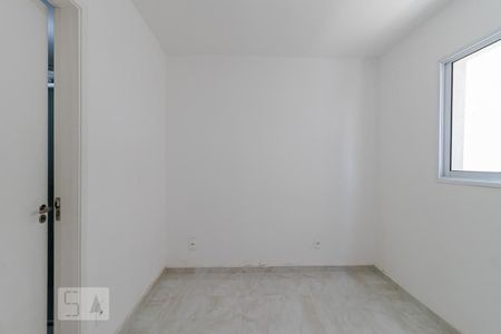 Quarto de kitnet/studio à venda com 1 quarto, 27m² em Jardim Nélia, São Paulo