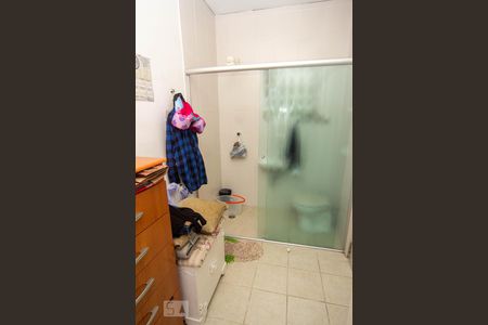 Casa à venda com 493m², 5 quartos e 5 vagas Casa à venda com 493m², 5 quartos e 5 vagasQuarto serviço