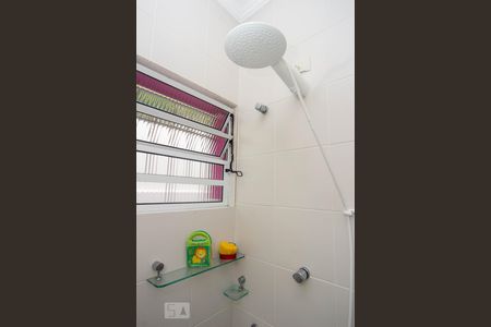 Casa à venda com 493m², 5 quartos e 5 vagas Casa à venda com 493m², 5 quartos e 5 vagasBanheiro