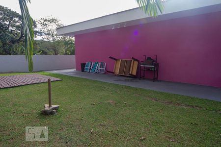 Casa à venda com 493m², 5 quartos e 5 vagas Casa à venda com 493m², 5 quartos e 5 vagasÁrea Externa