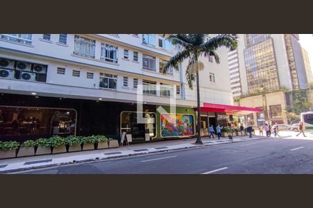 Studio para alugar com 30m², 1 quarto e sem vaga Studio para alugar com 30m², 1 quarto e sem vagaFachada