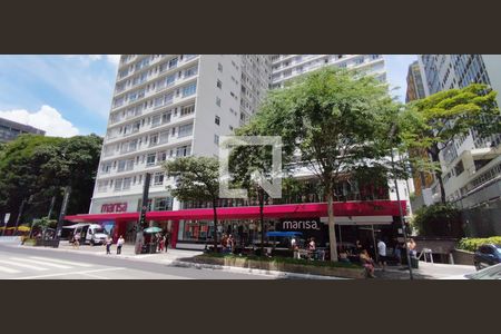 Studio para alugar com 30m², 1 quarto e sem vaga Studio para alugar com 30m², 1 quarto e sem vagaFachada