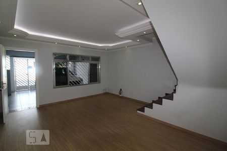 Sala de casa para alugar com 3 quartos, 115m² em Cerâmica, São Caetano do Sul