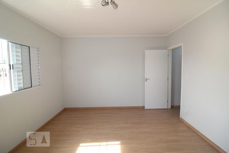 Quarto 1 de casa para alugar com 3 quartos, 115m² em Cerâmica, São Caetano do Sul