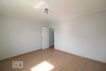 Quarto 1 de casa para alugar com 3 quartos, 115m² em Cerâmica, São Caetano do Sul