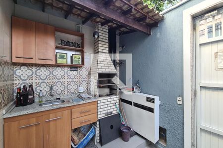 Casa à venda com 60m², 2 quartos e sem vagaÁrea comum - Churrasqueira