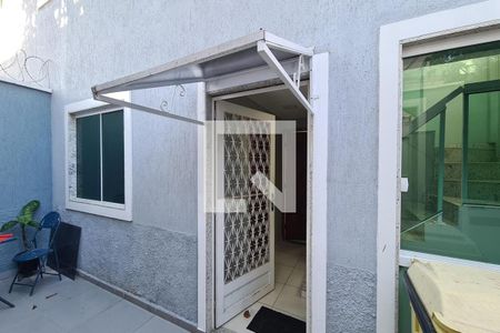 Casa à venda com 60m², 2 quartos e sem vagaEntrada